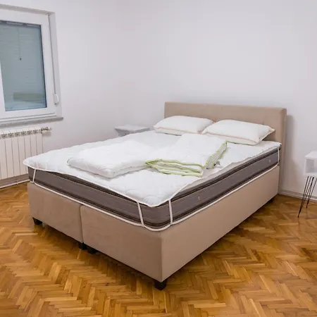 Eko-una Apartman *