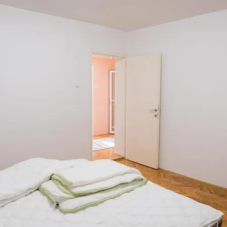 Eko-una Apartman *